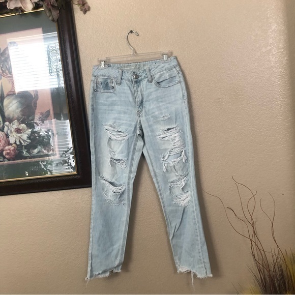 American Eagle TomGirl Super Distressed Light Blue Jeans Size 0 - Picture 2 of 12